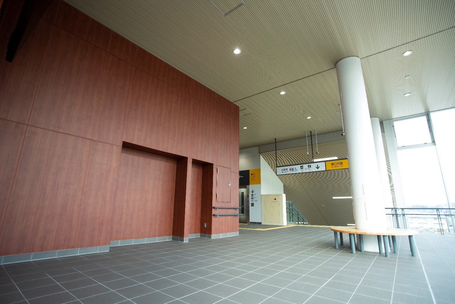 東北本線本宮駅本屋東西自由通路他